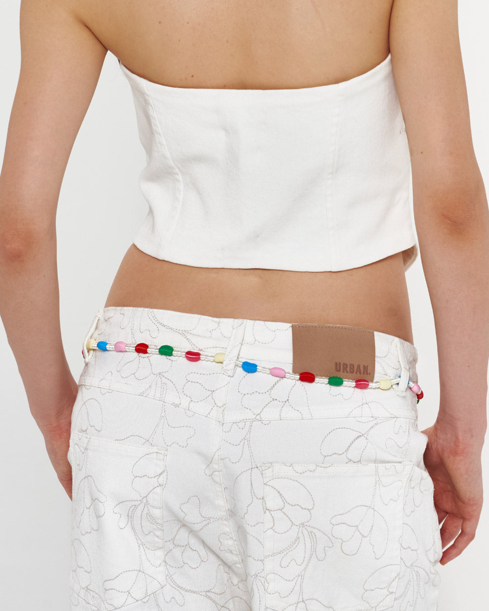 bermuda-mujer-blanco-estampado-flores