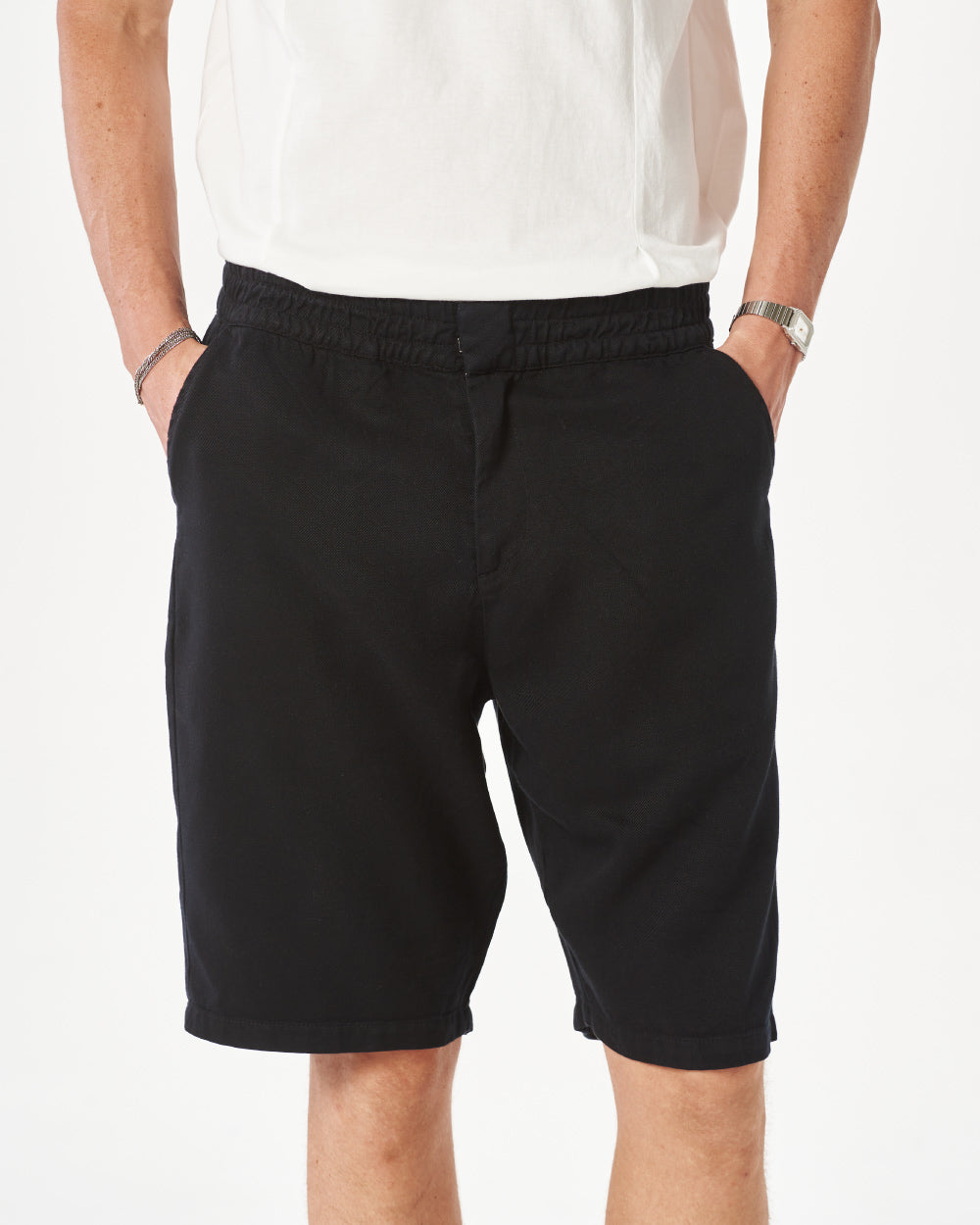 bermuda-regular-negra-hombre