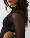 body-bodie-negro-mujer