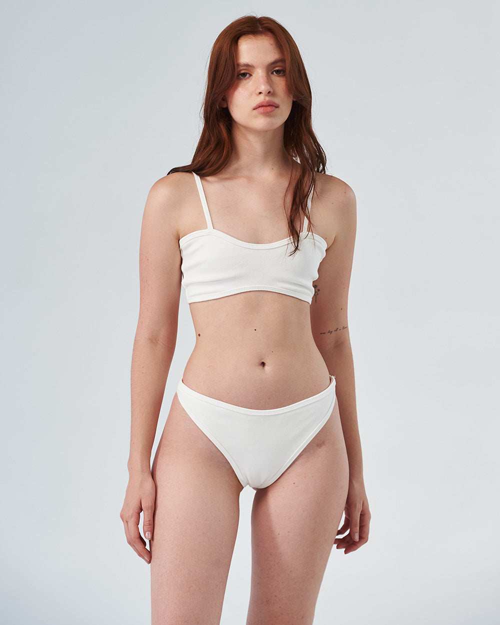 bottom-basico-blanco-infaltable-mujer-tally-urban-rock