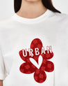 camiseta-blanca-flores-estampada