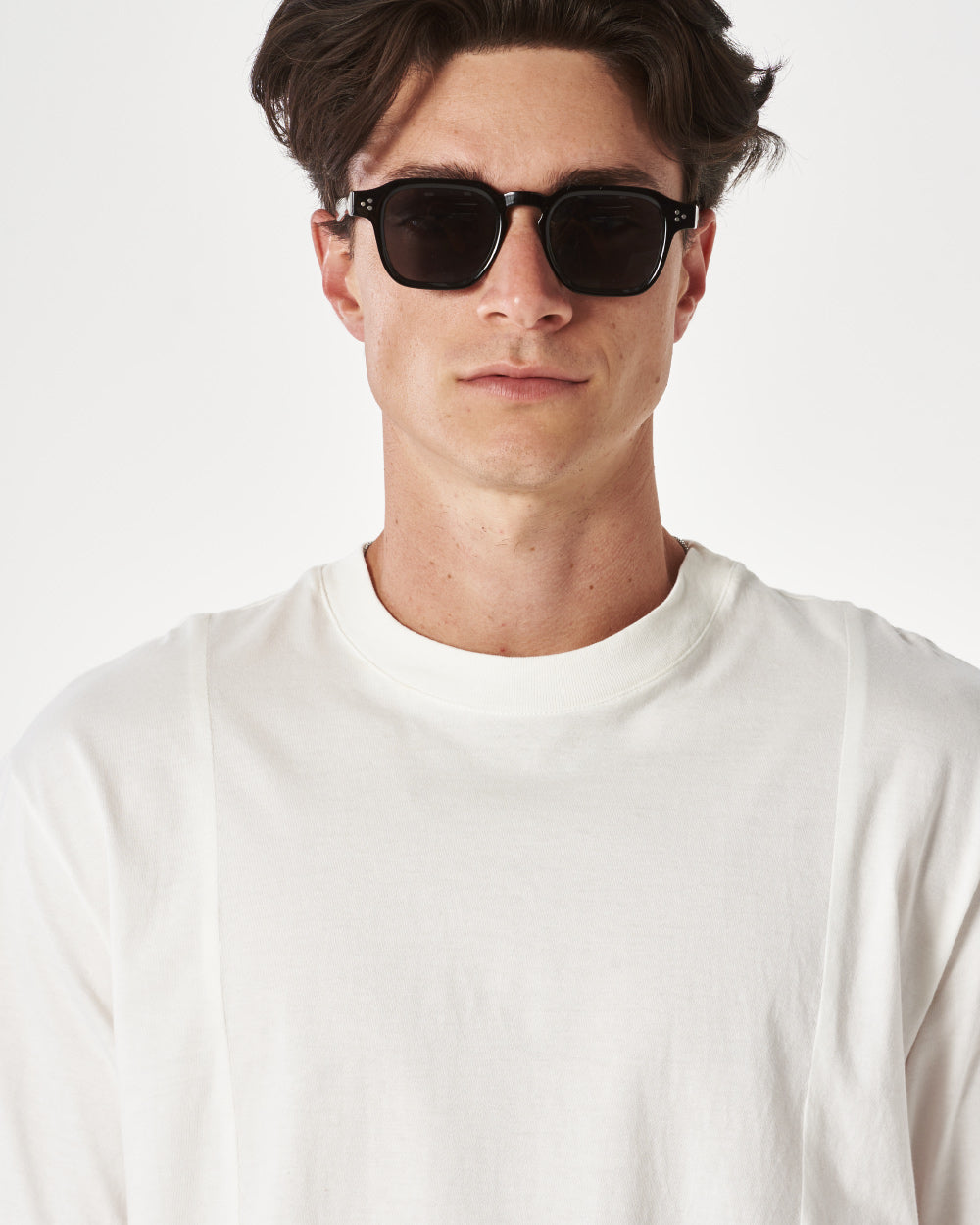 camiseta-manga-corta-hombre-cuello-redondo