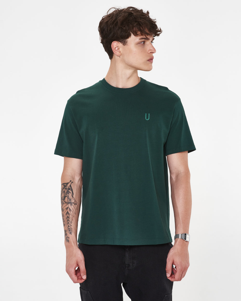 camiseta-verde-hombre-esencial-urban-rock