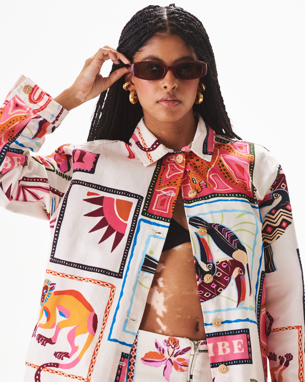 chaqueta-estampada-flora-fauna