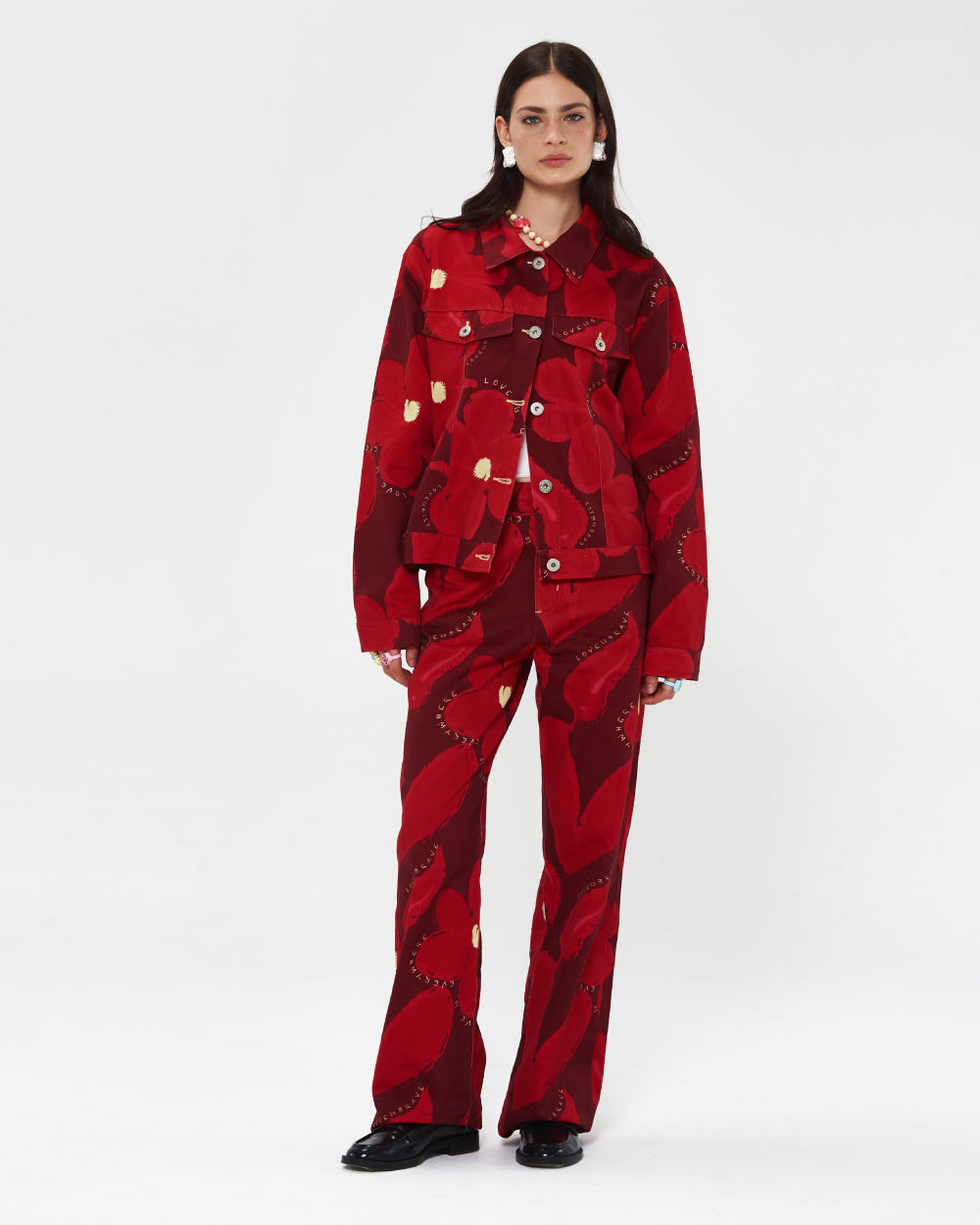 chaquetas-mujer-estampada-flores-rojas-amarillas-urban-rock