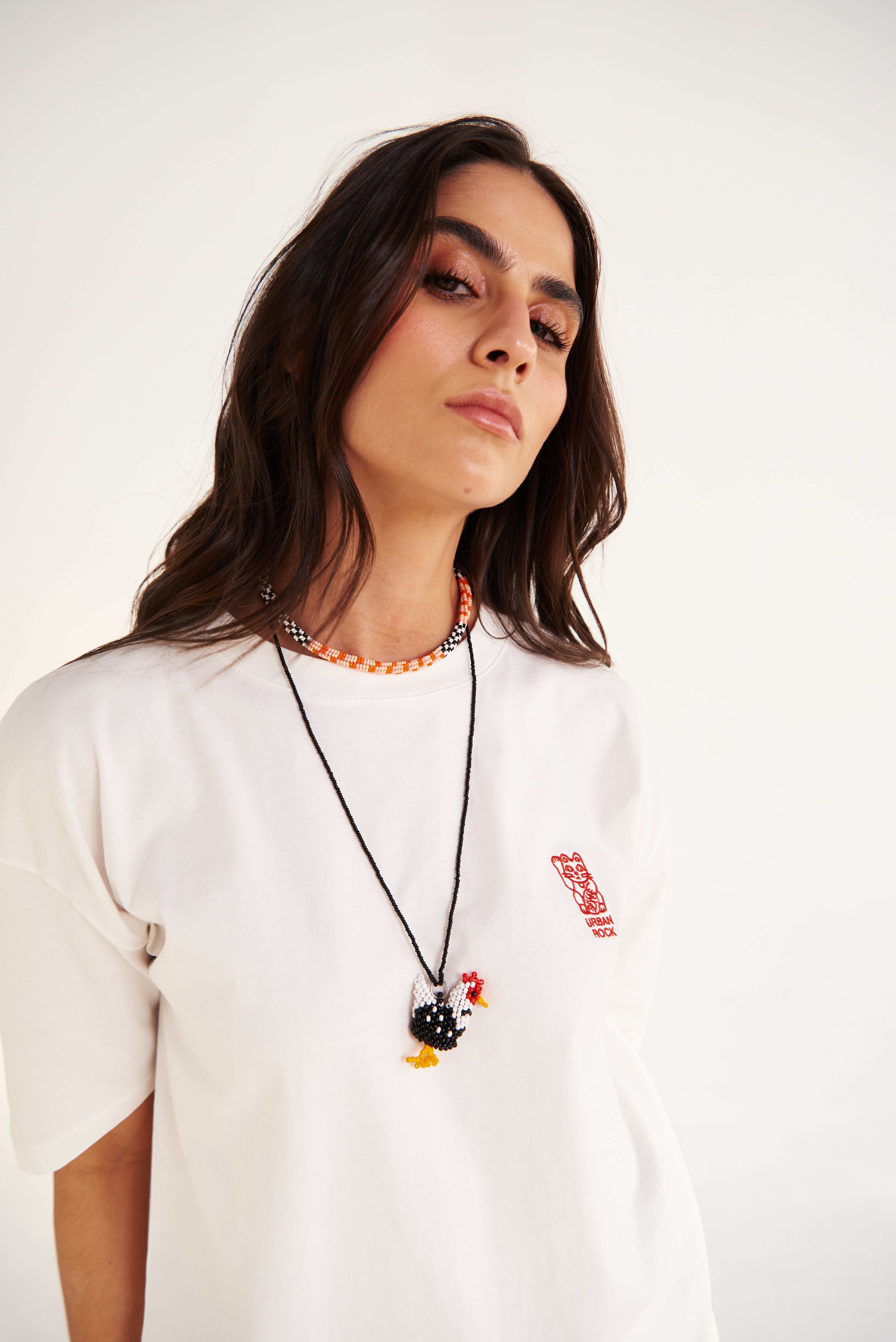 Longitud y caída del collar Gallina tejido artesanalmente - Urbanrock