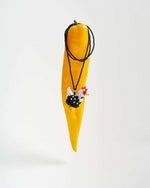 Collar Gallina tejido a mano con mostacilla checa de colores vibrantes - Urbanrock