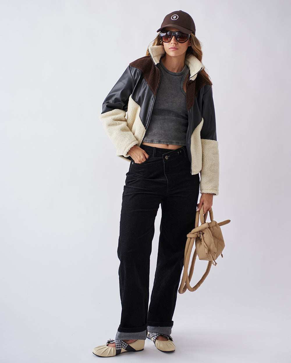 jeans-nocturno-elegante-mujer-mirror-urban-rock
