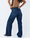 outfit-jeans-azul-oscuro-flats