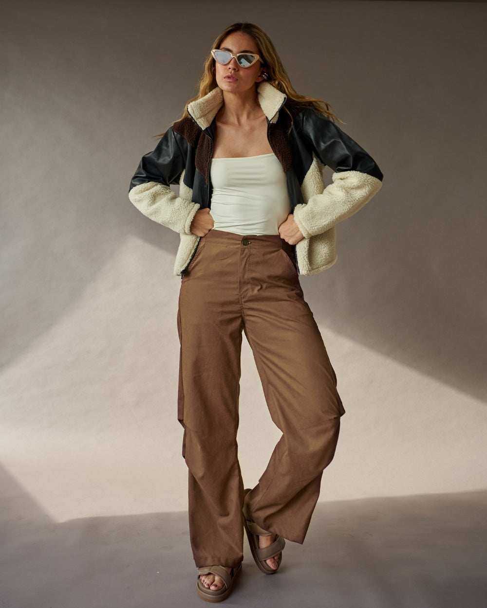 urban-rock-low-rise-pants-cafe

