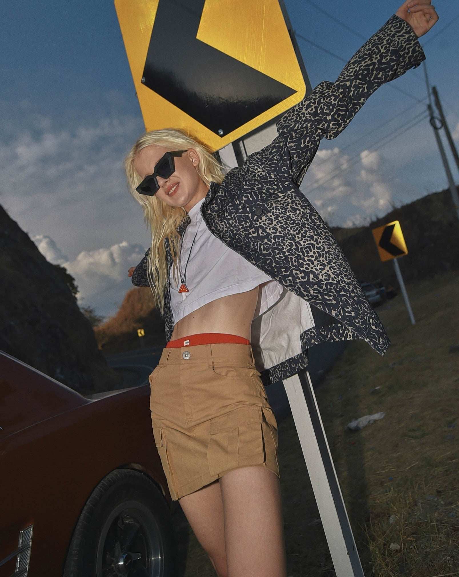 urbanrock-steph-skirt-bolsillos-fuelle-laterales

