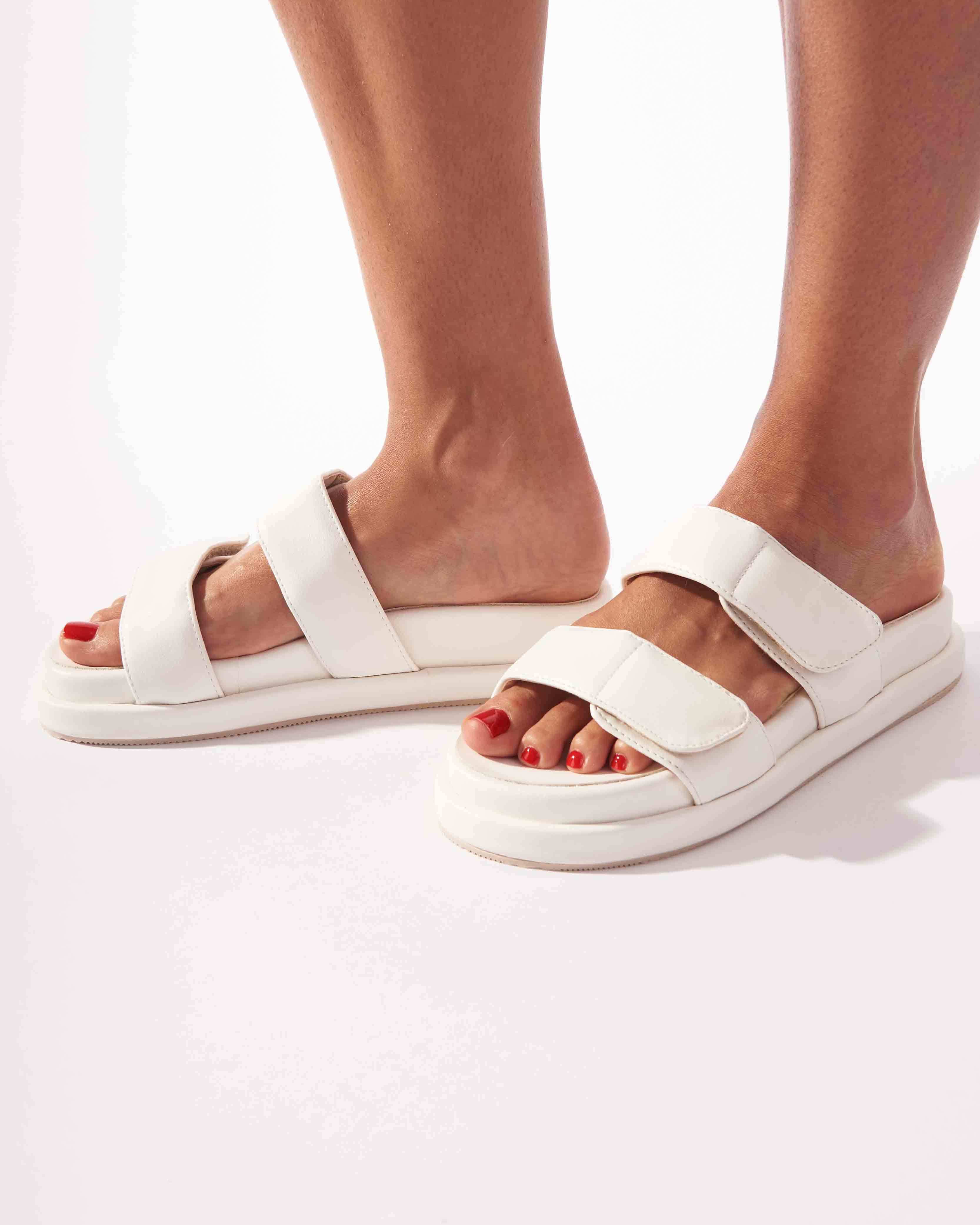 urbanrock-tory-white-sandals-ajustables

